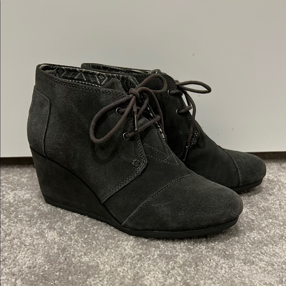 TOMS Grey Suede Wedges